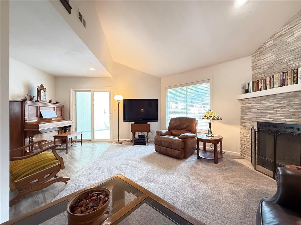 12317 Charlotte Street — photo 14