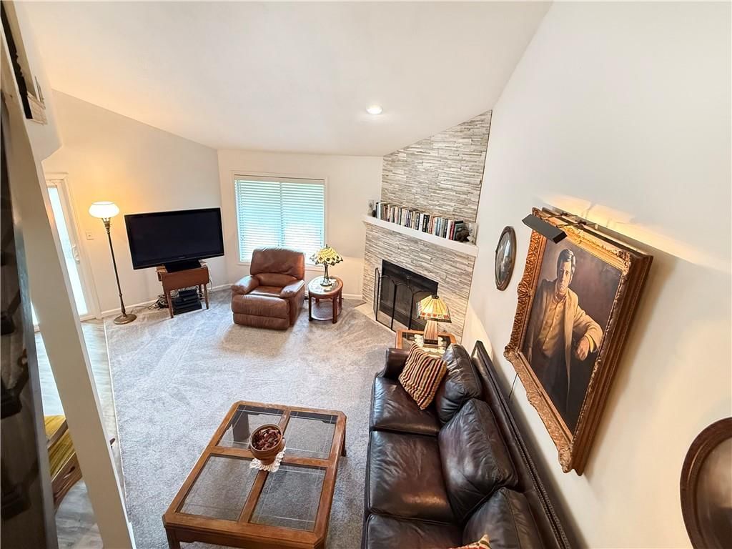12317 Charlotte Street — photo 17