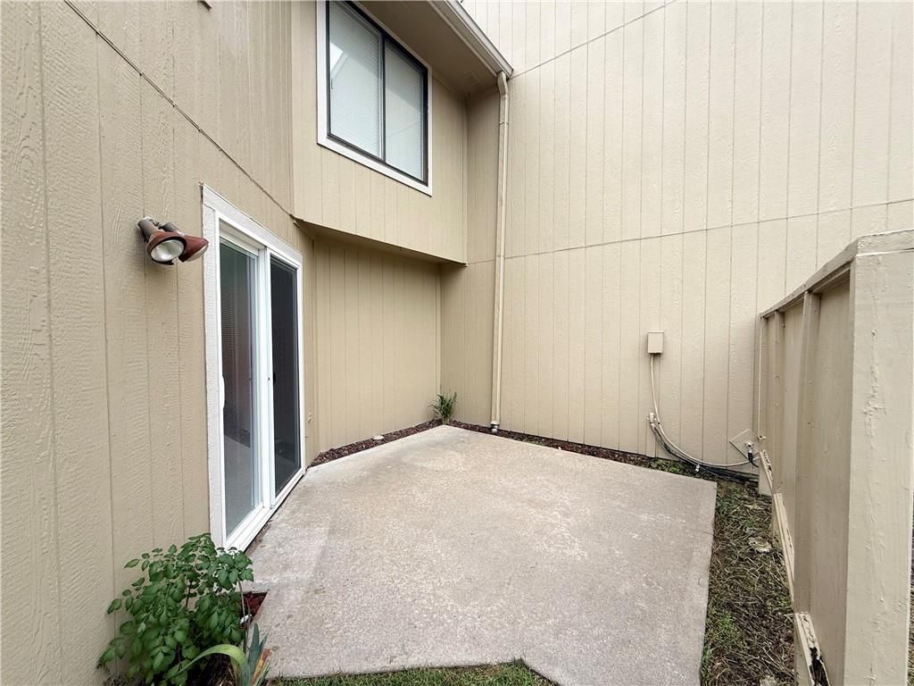 12317 Charlotte Street — photo 25