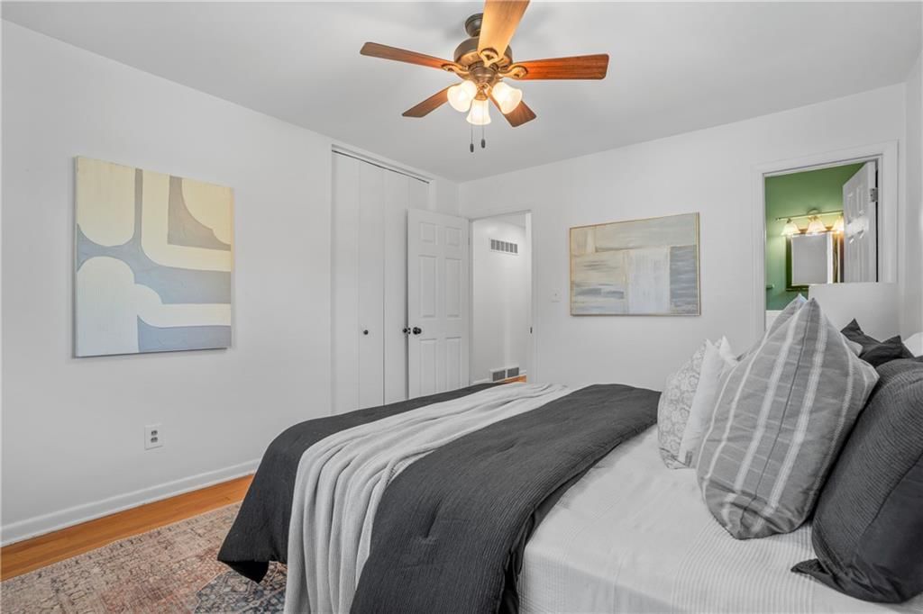 1100 W 93rd Terrace — photo 19