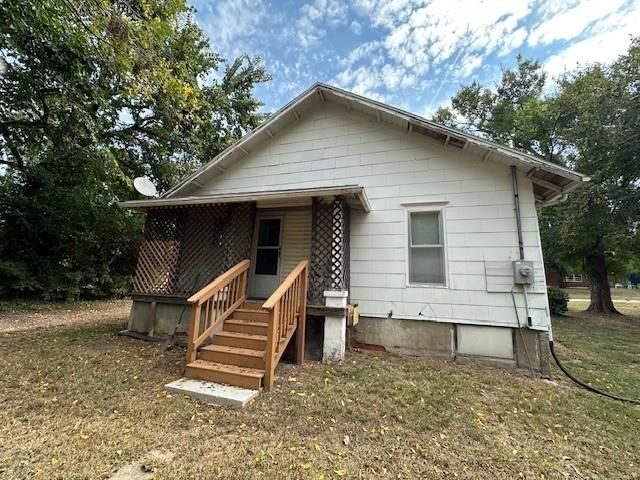 611 N Clay Street — photo 18