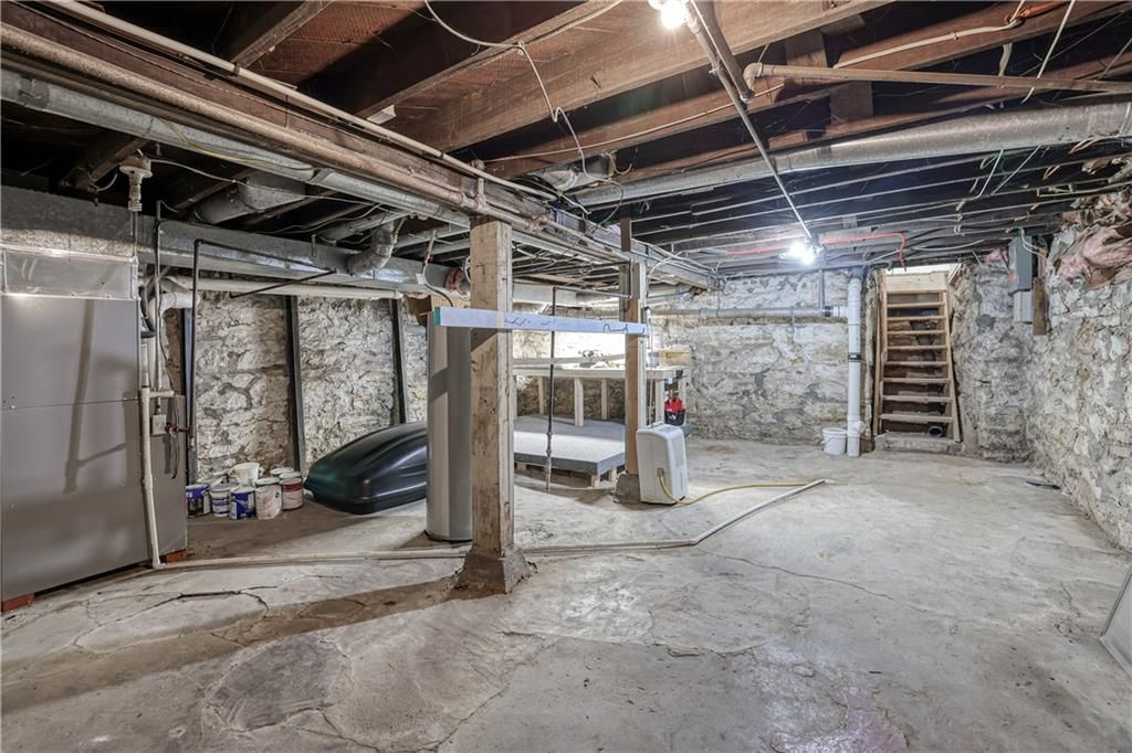4109 Charlotte Street — photo 29
