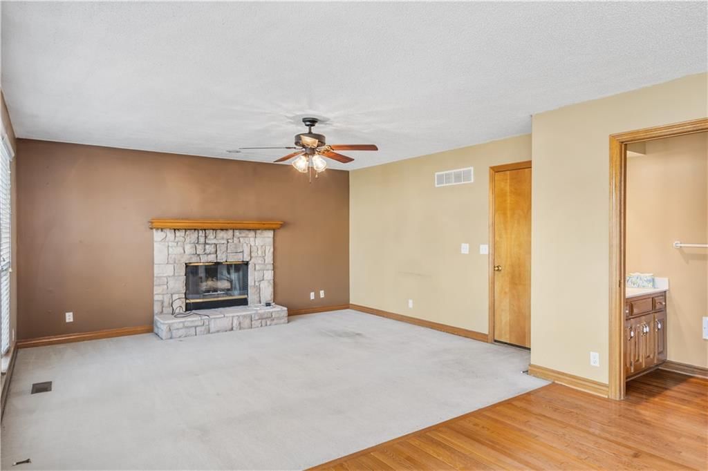 15607 Conser Street — photo 13