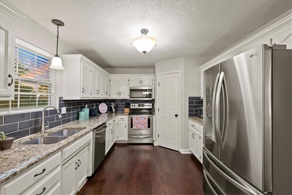 503 Blythe Street — photo 13