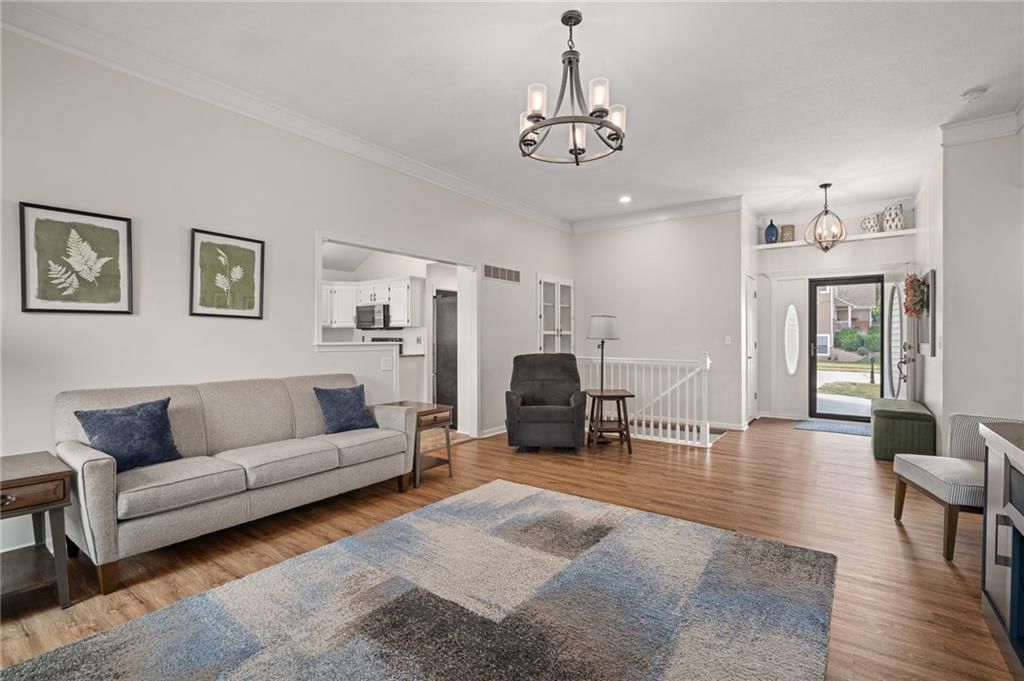 2330 Maybrook Drive — photo 11
