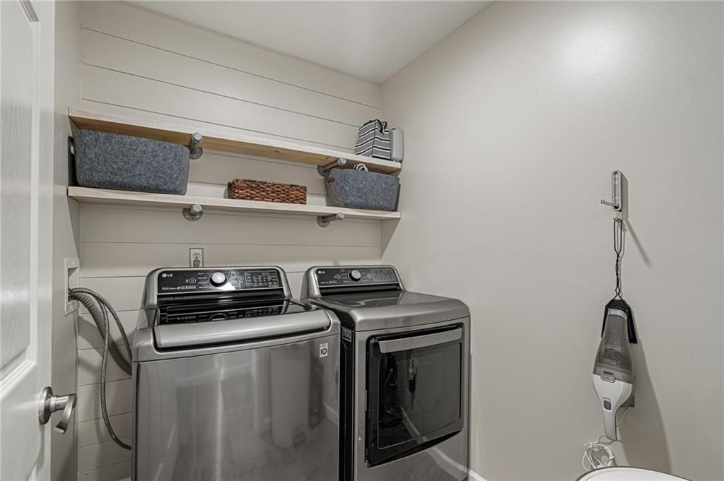 2330 Maybrook Drive — photo 21