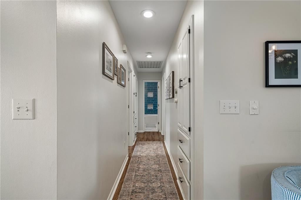 2330 Maybrook Drive — photo 24