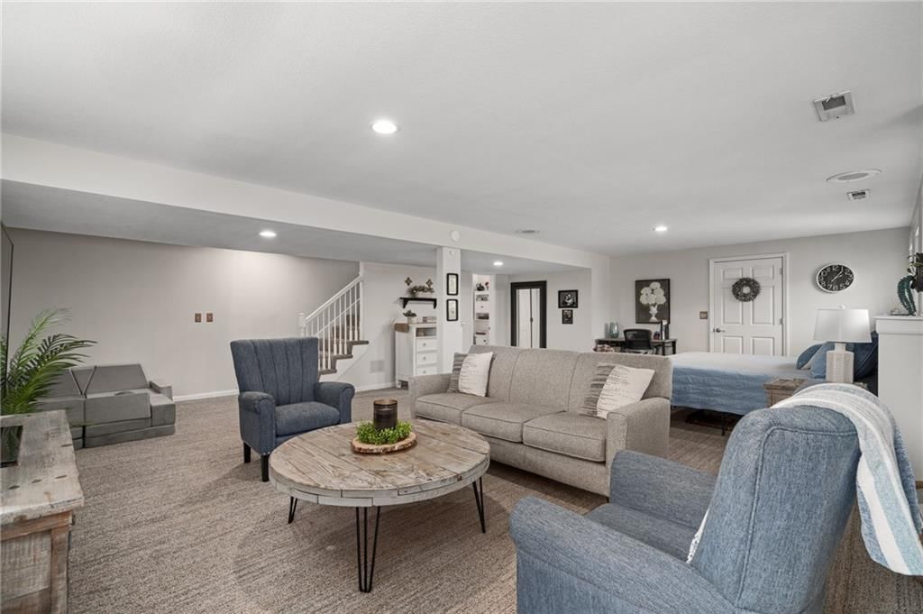 2330 Maybrook Drive — photo 41
