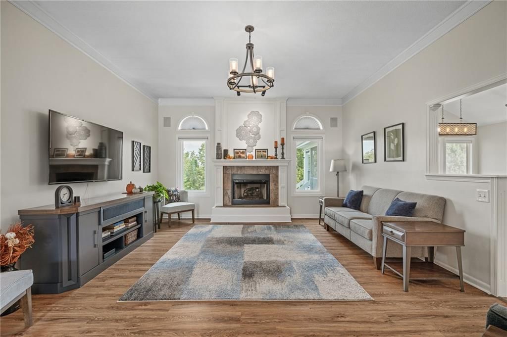 2330 Maybrook Drive — photo 8