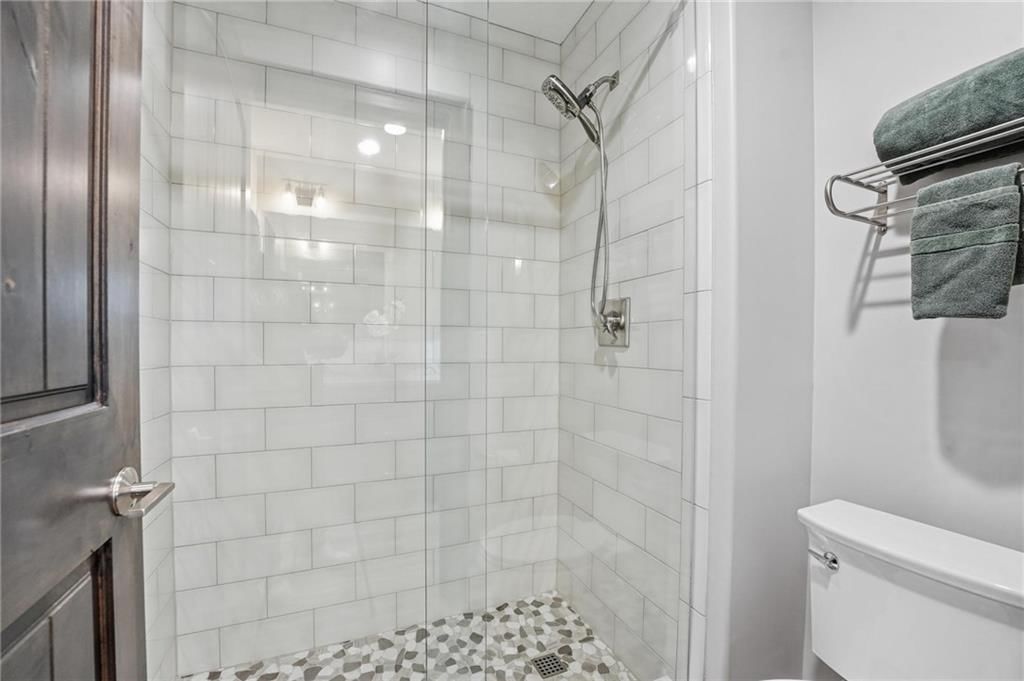 10807 NW Tiffany Springs Road — photo 65