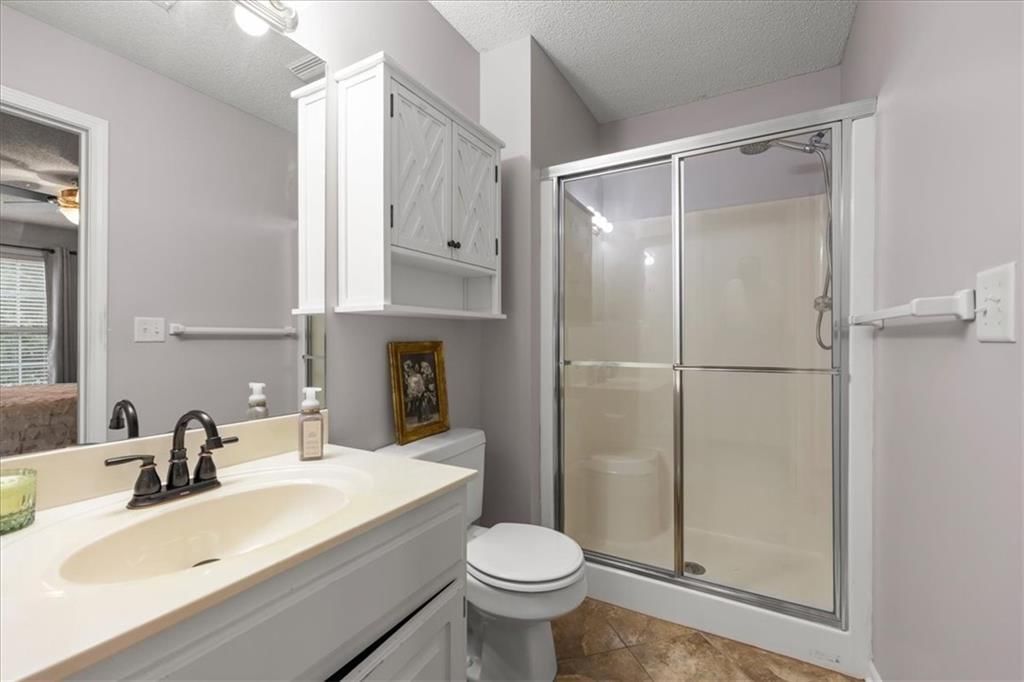 5833 Longview Street — photo 25