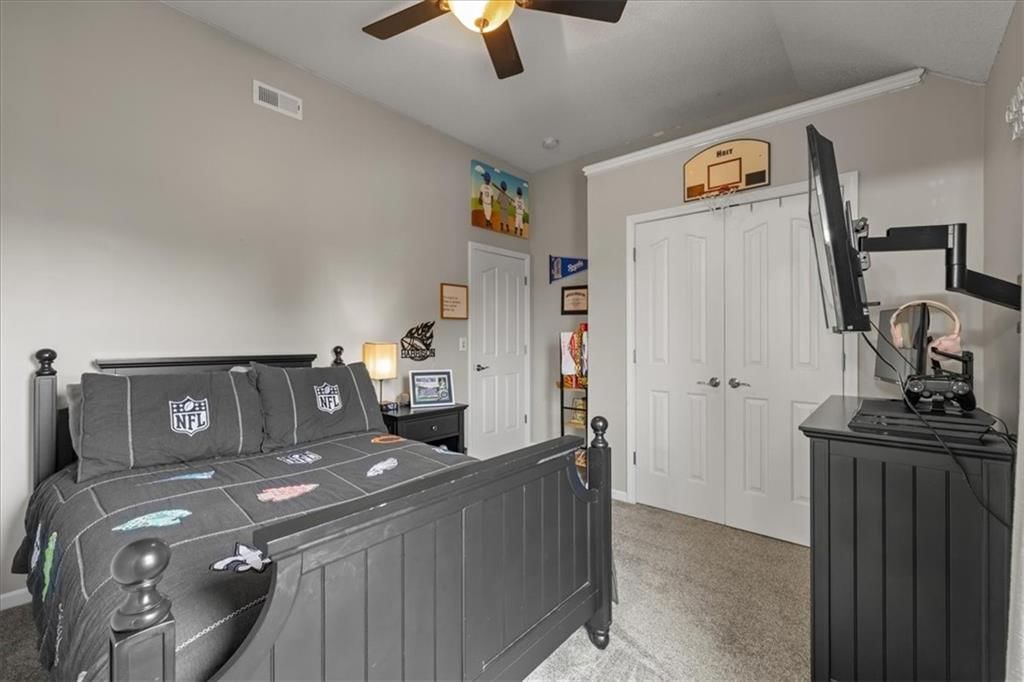 5833 Longview Street — photo 27