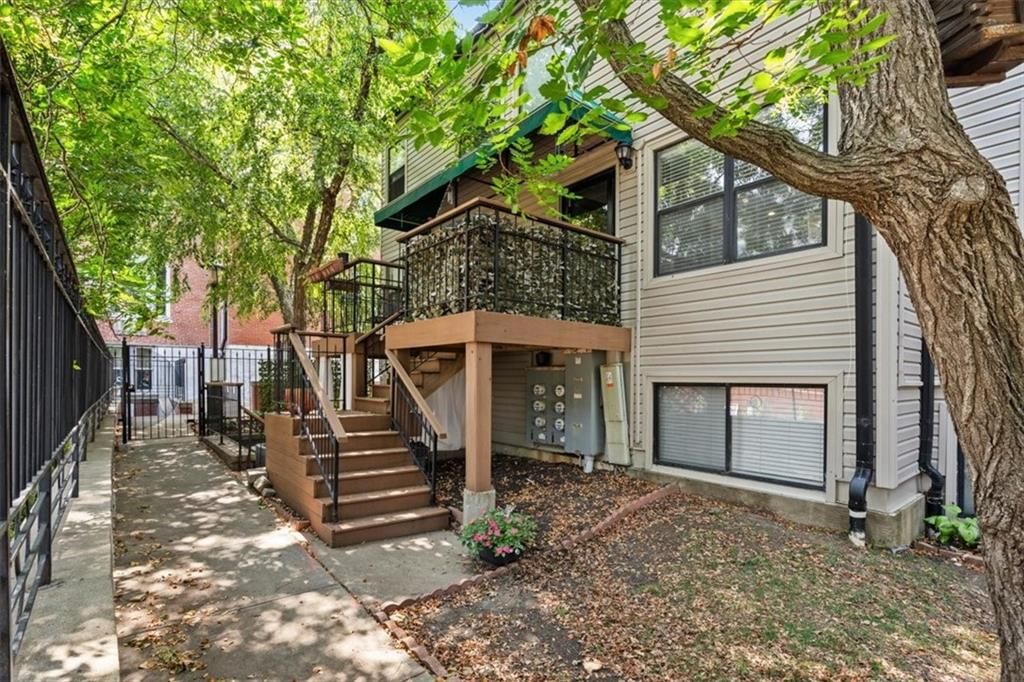 1033 WASHINGTON Street — photo 17
