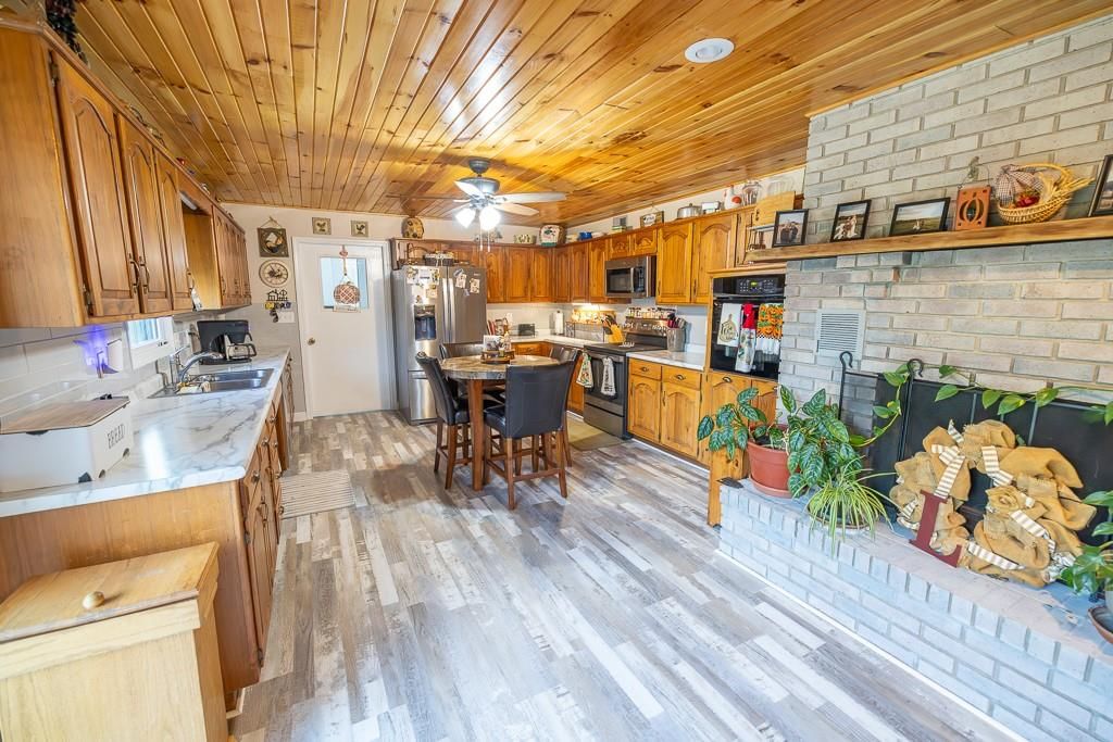 2348 SW County Road 6508 N/A — photo 63