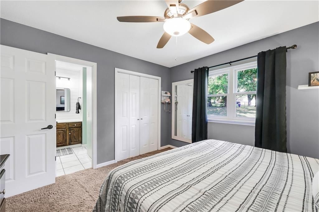 2804 NW Hartford Court — photo 16