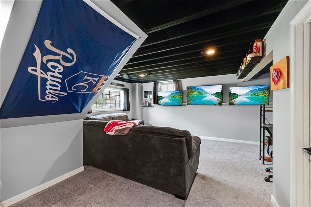 2804 NW Hartford Court — photo 18