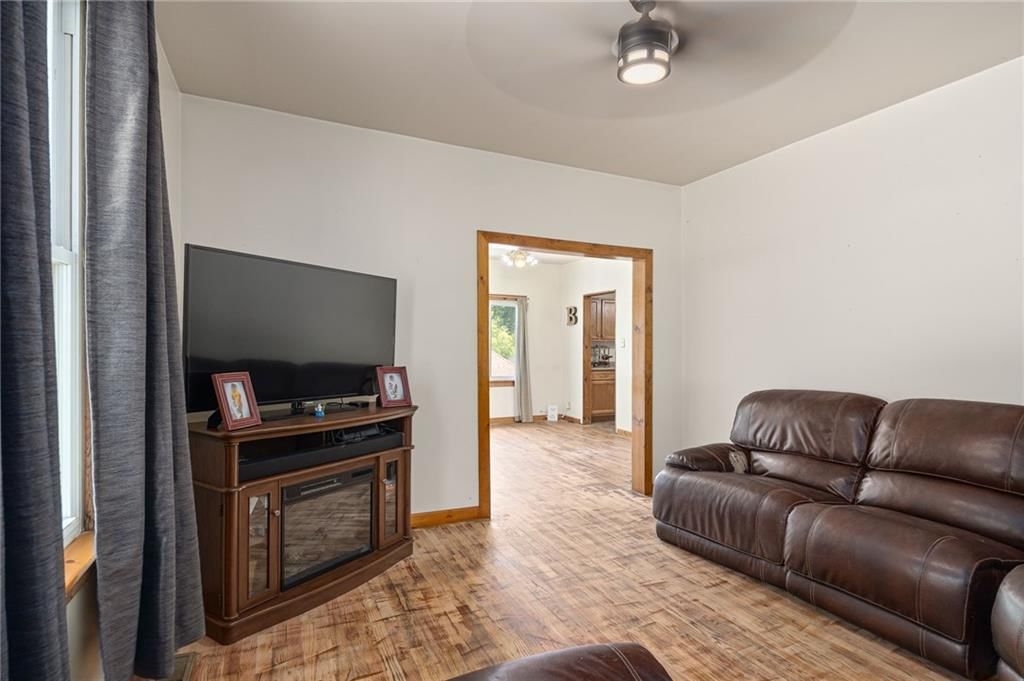 206 Oberlin Street — photo 13