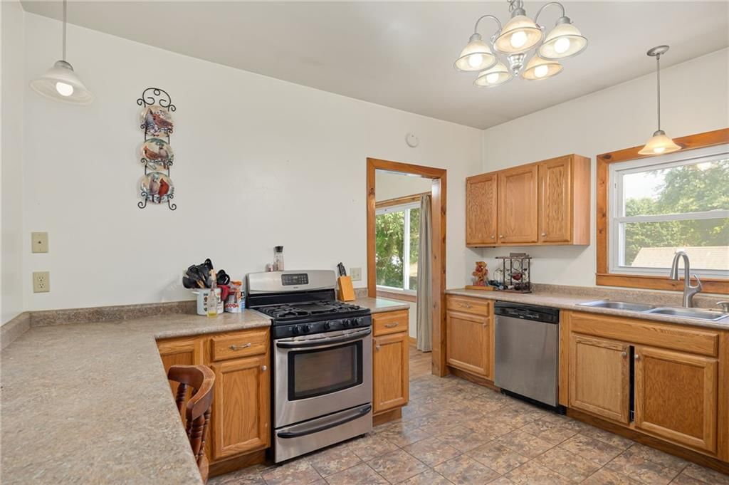 206 Oberlin Street — photo 15
