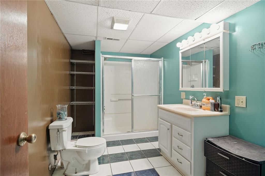 206 Oberlin Street — photo 26