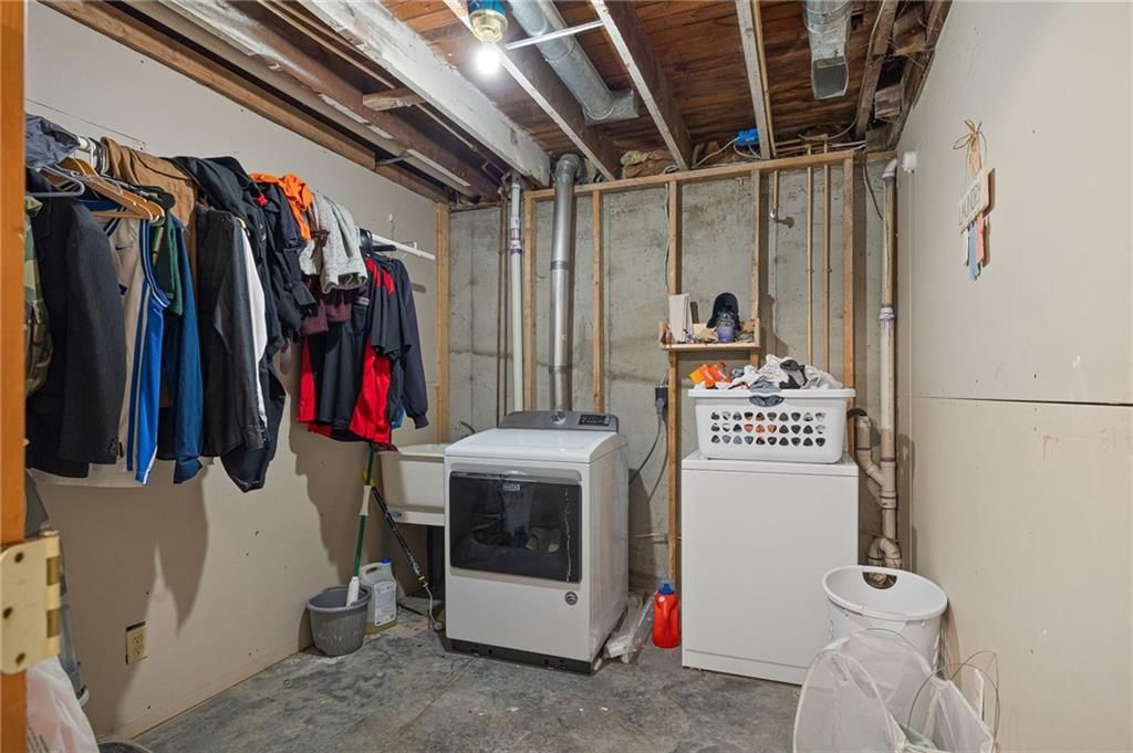 206 Oberlin Street — photo 27