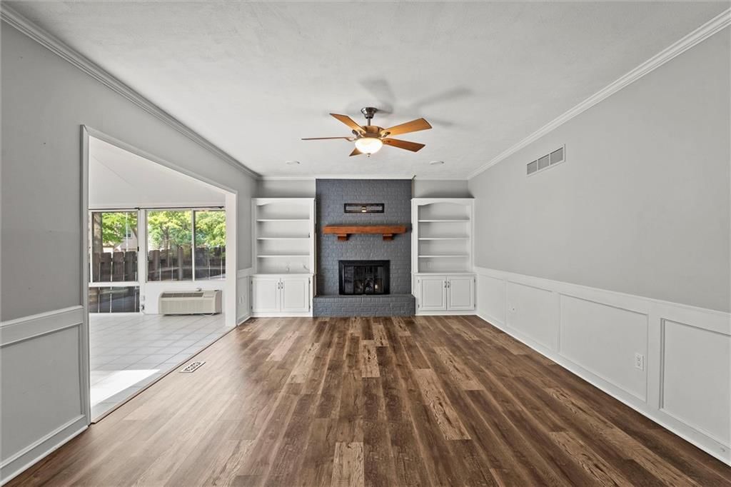 15912 W 136th Terrace — photo 8