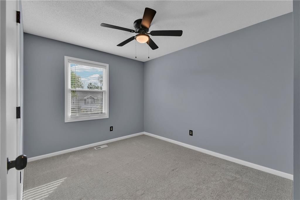 1220 NE Hendrix Drive — photo 19