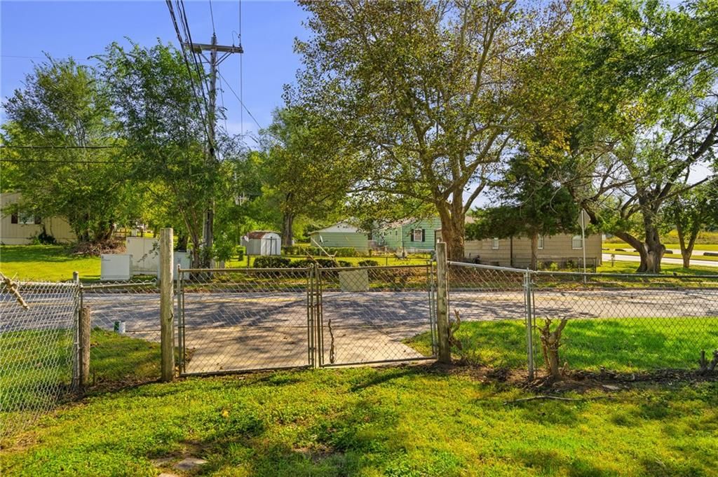 17008 E Salisbury Road — photo 21