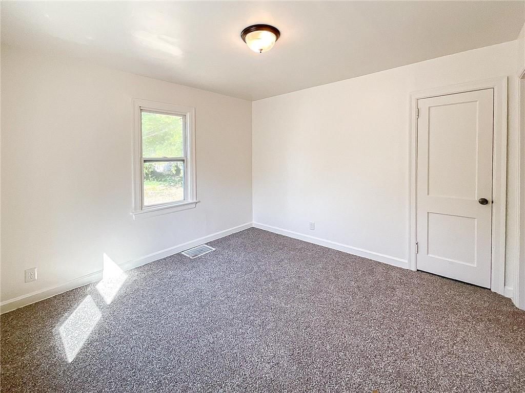 906 S Arlington Avenue — photo 13