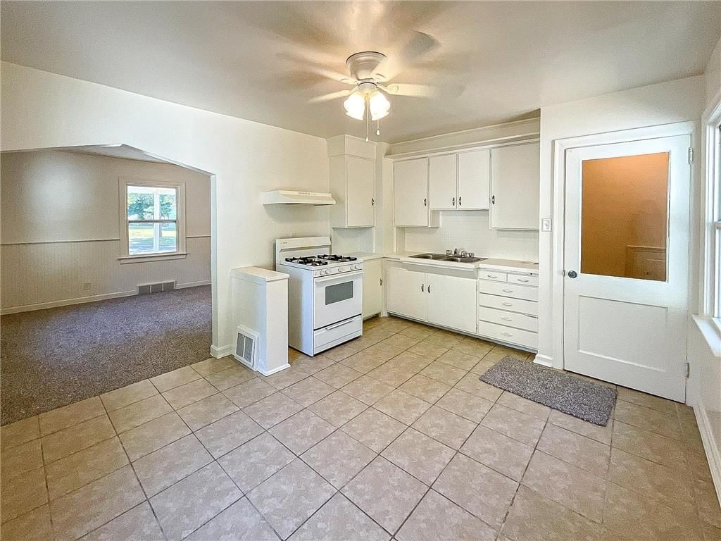 906 S Arlington Avenue — photo 5