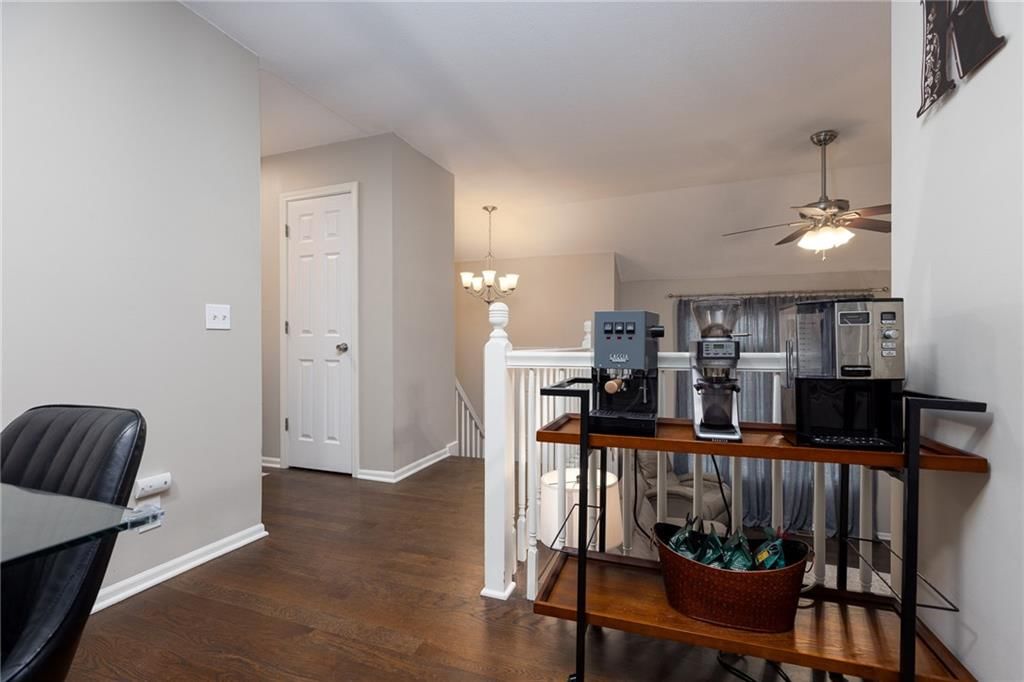 4905 N Beacon Avenue — photo 11