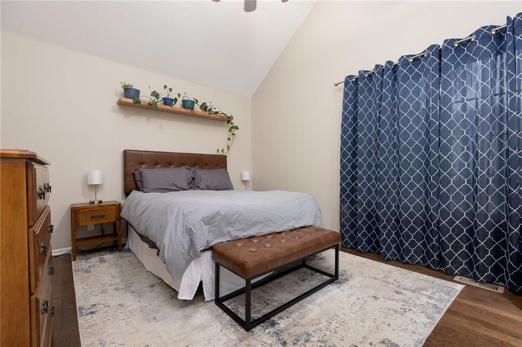 4905 N Beacon Avenue — photo 13