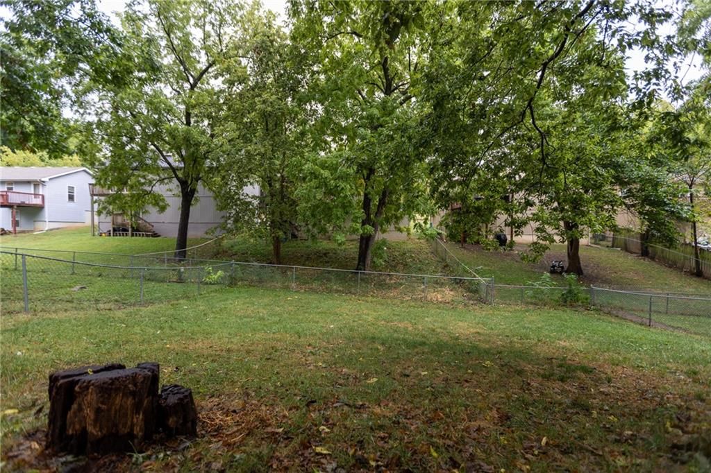 4905 N Beacon Avenue — photo 28