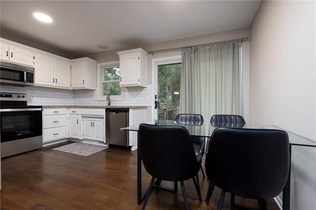 4905 N Beacon Avenue — photo 7