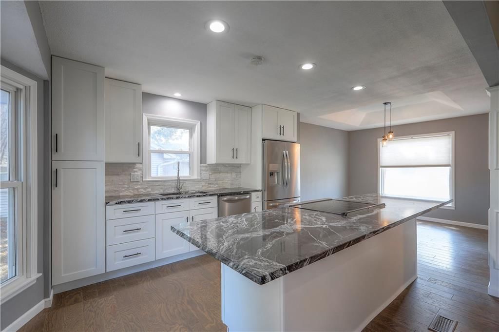 8402 Spring Valley Road — photo 15