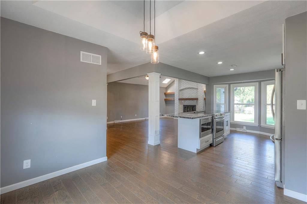 8402 Spring Valley Road — photo 19