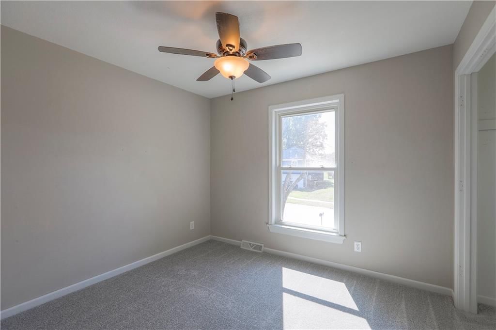 8402 Spring Valley Road — photo 20