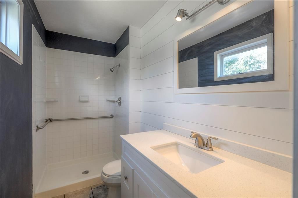 8402 Spring Valley Road — photo 28
