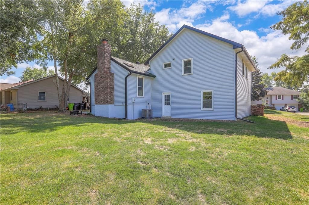 8402 Spring Valley Road — photo 33