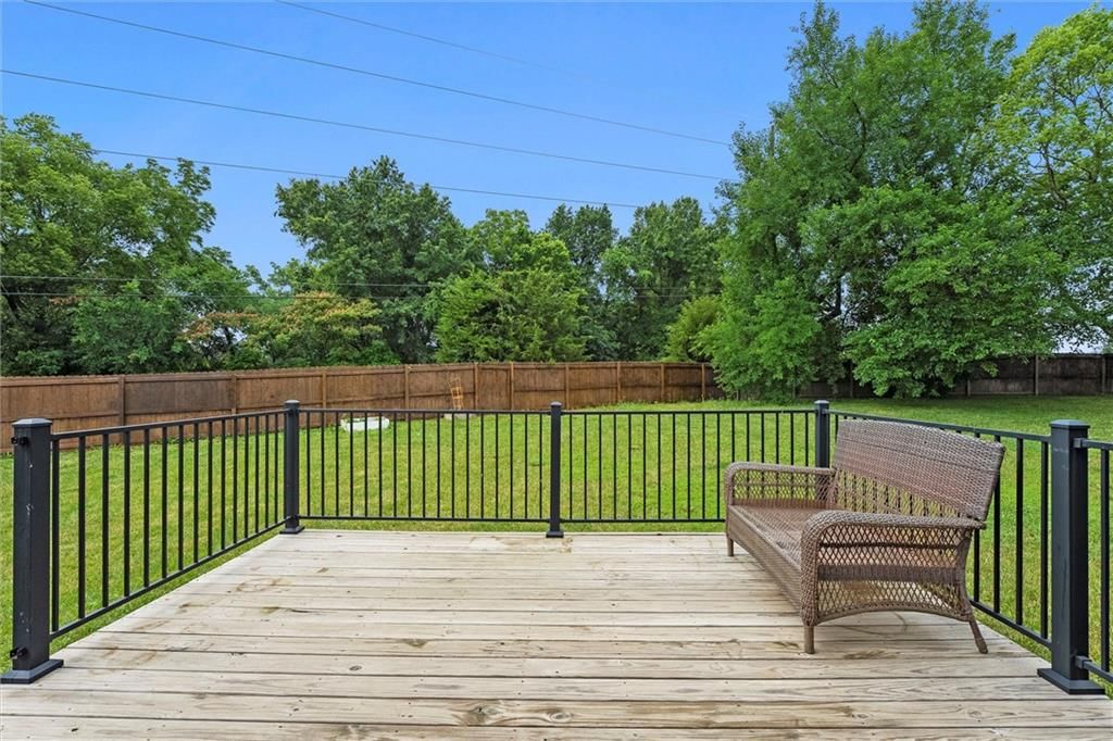1800 NW Mya Court — photo 20