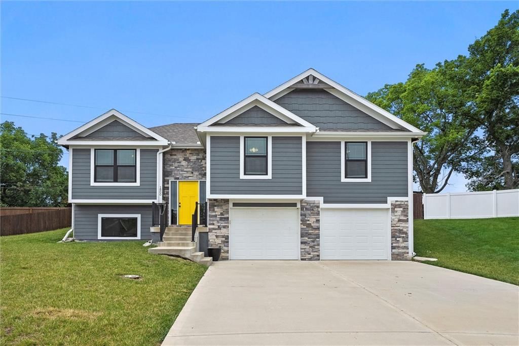 1800 NW Mya Court — photo 25