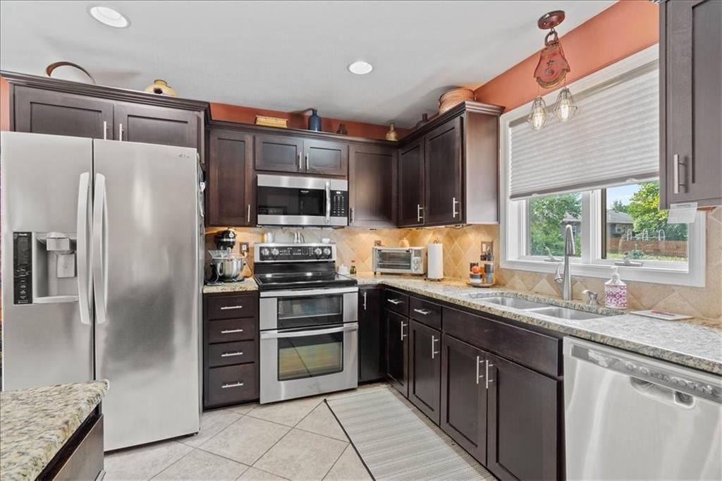 4000 SW 9th Street — photo 11