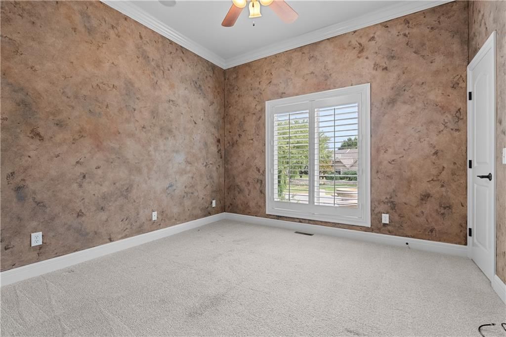 4605 NE DICK HOWSER Circle — photo 30