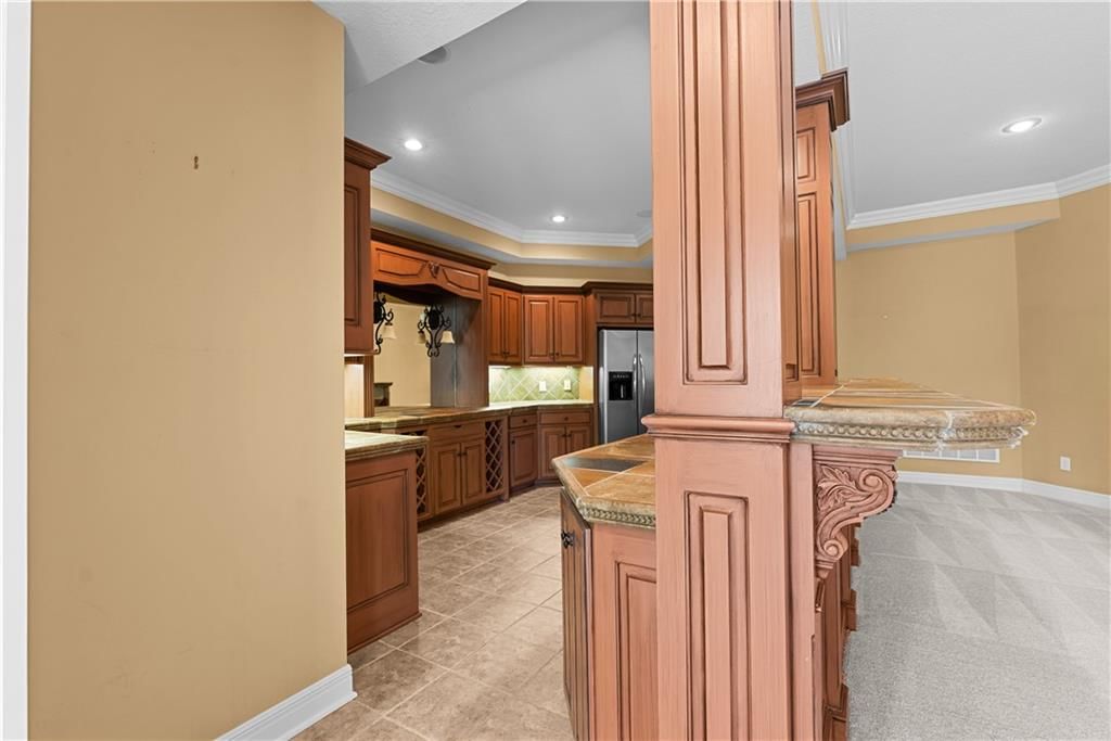 4605 NE DICK HOWSER Circle — photo 36