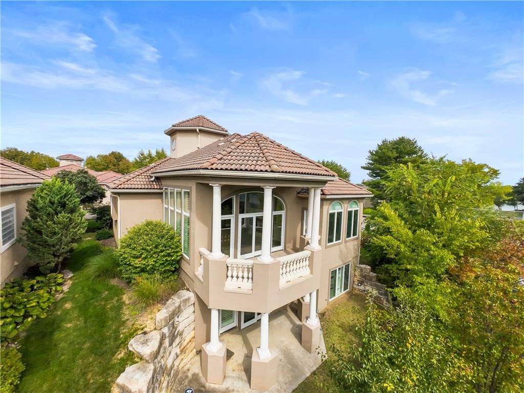 4605 NE DICK HOWSER Circle — photo 48