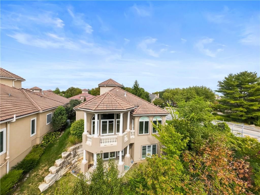 4605 NE DICK HOWSER Circle — photo 49