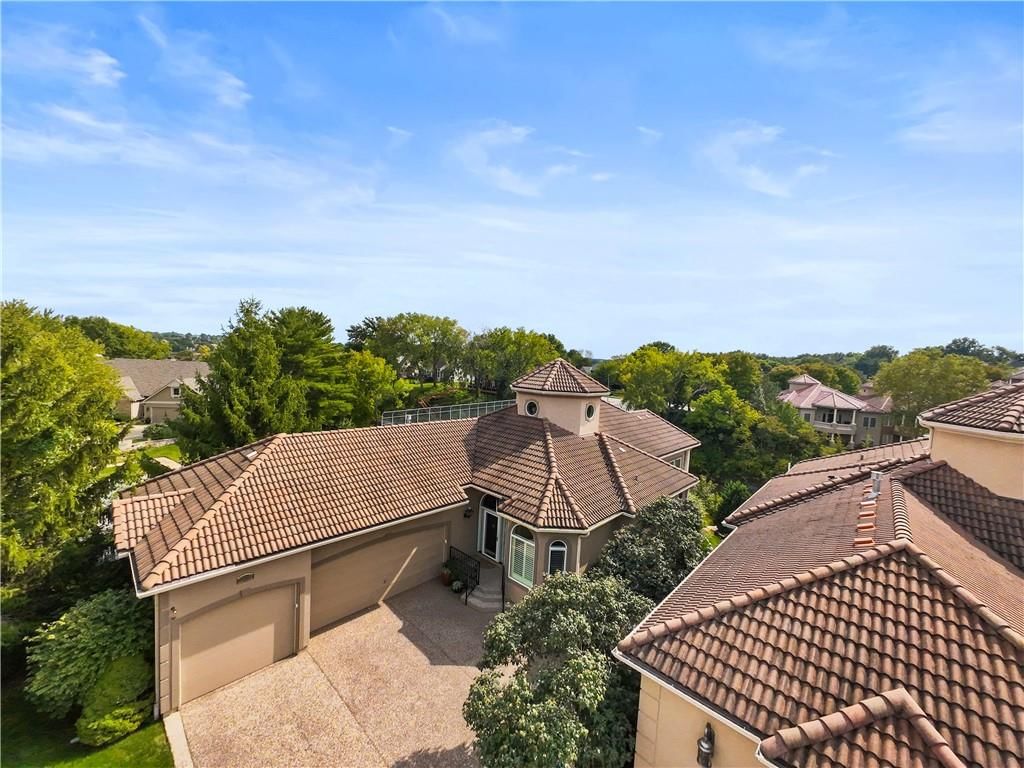 4605 NE DICK HOWSER Circle — photo 50