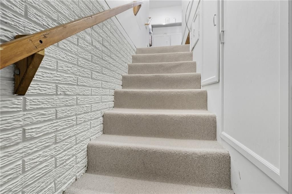 2111 South Street — photo 44