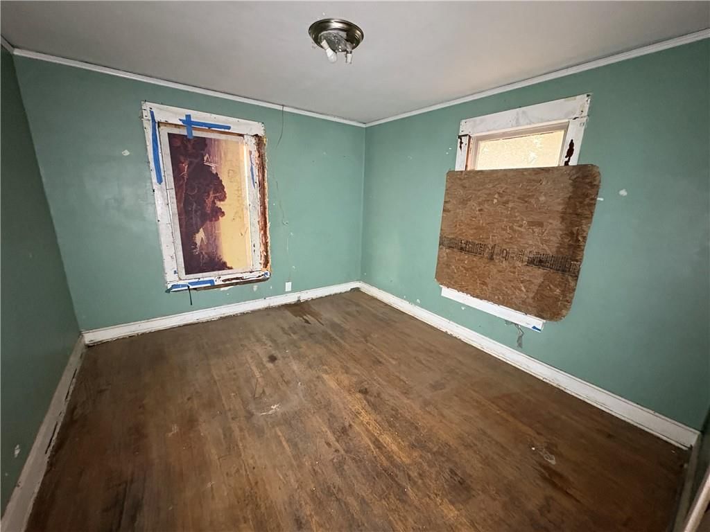 137 S White Avenue — photo 13