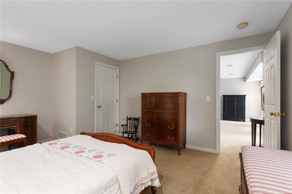 6008 N Norton Avenue — photo 24