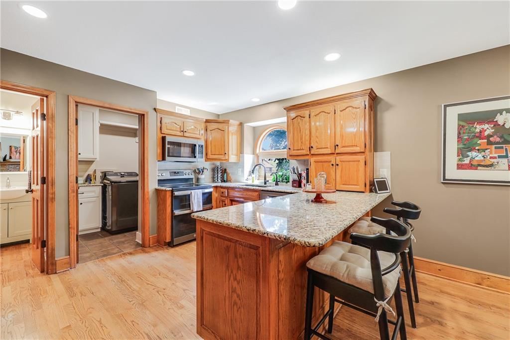 1800 NE Waterfield Village Court — photo 8